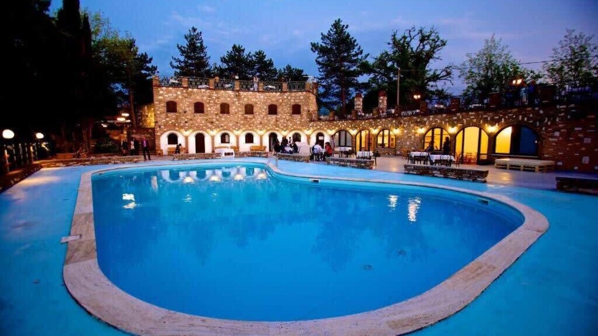 Fermignano Villa | Fairytale Villa with Large Swimming Pool
