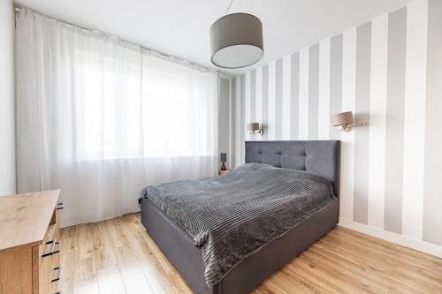 Bemowo Apartment | Fajny apartament z parkingiem, obok metra.