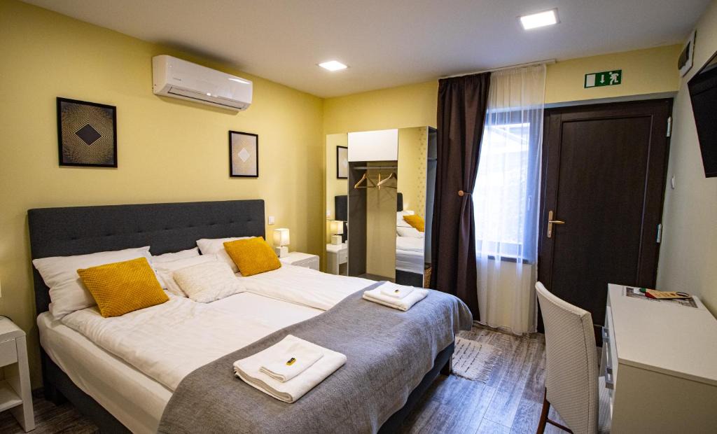 Tokaj Bed & Breakfast | Fakapu Pince és Panzió