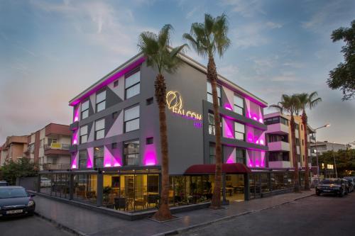 Eski Lara Hotel | Falcon 1511