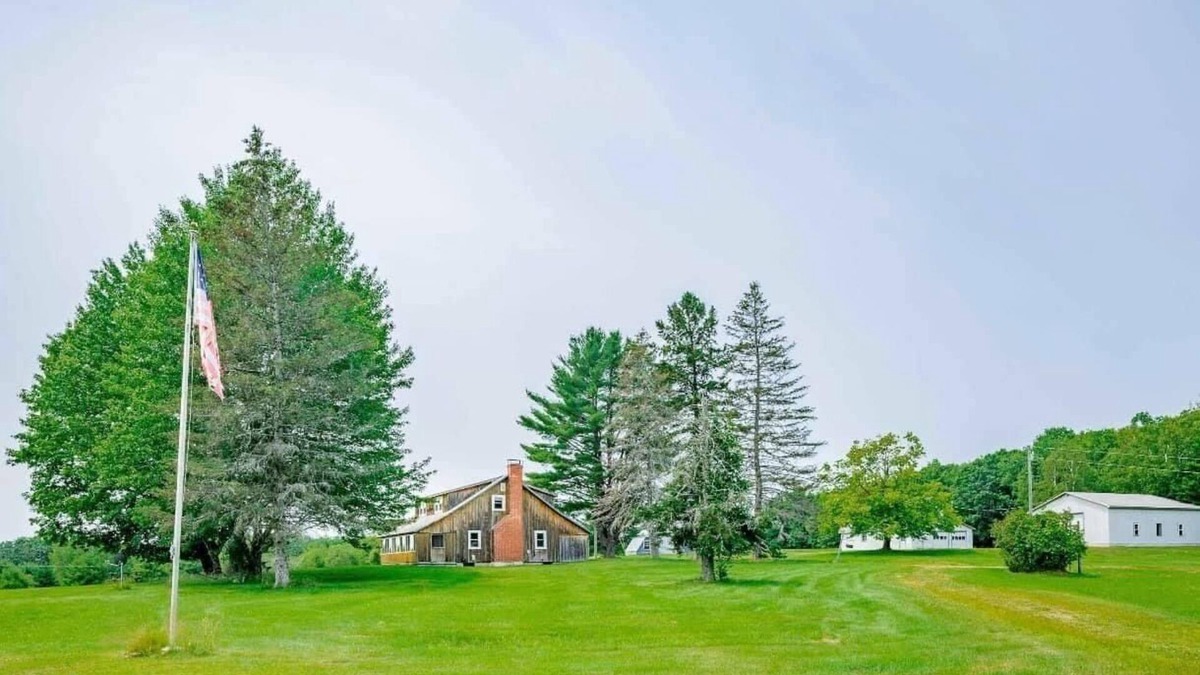 Athens House | Fall and winter at Grace for families or remote working