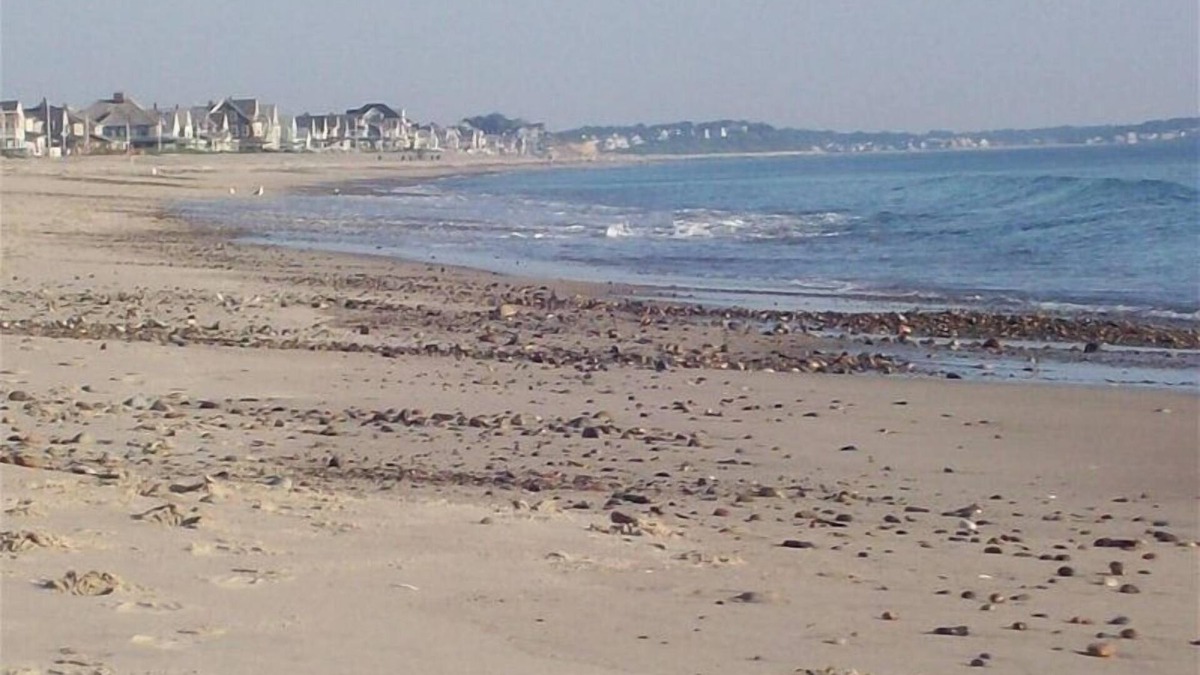 Humarock House | Fall Asleep to Sounds of Soothing Surf-Scituate Ma
