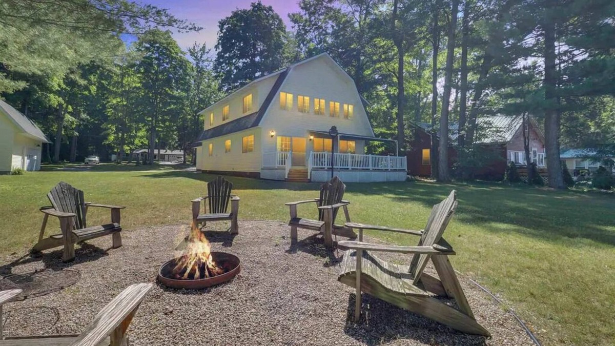 Kalkaska House | Fall colors at the Barnhouse! - 6BR Lakefront!nSunsets, Golfing and Fishing.