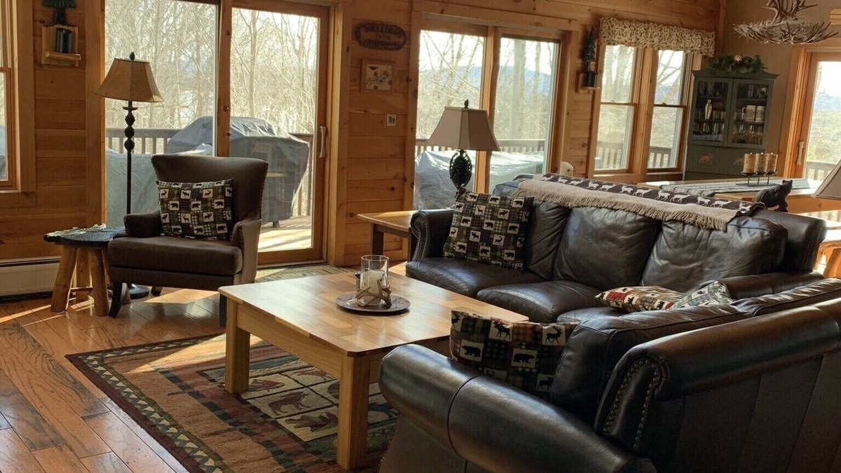 Old Forge Ski Chalet | Fall Dates Filling Up FAST!