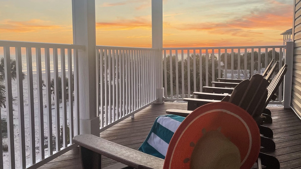 Port St. Joe House | FALL DISCOUNT! BEAUTIFUL VIEWS! Relaxing, family-friendly home on the Gulf!