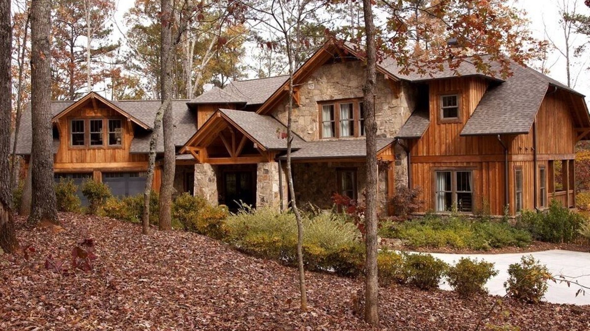 Douglasville Cabin | Fall Getaway at Foxhall Resort's Cypress Lodge - Sportsman's Paradise