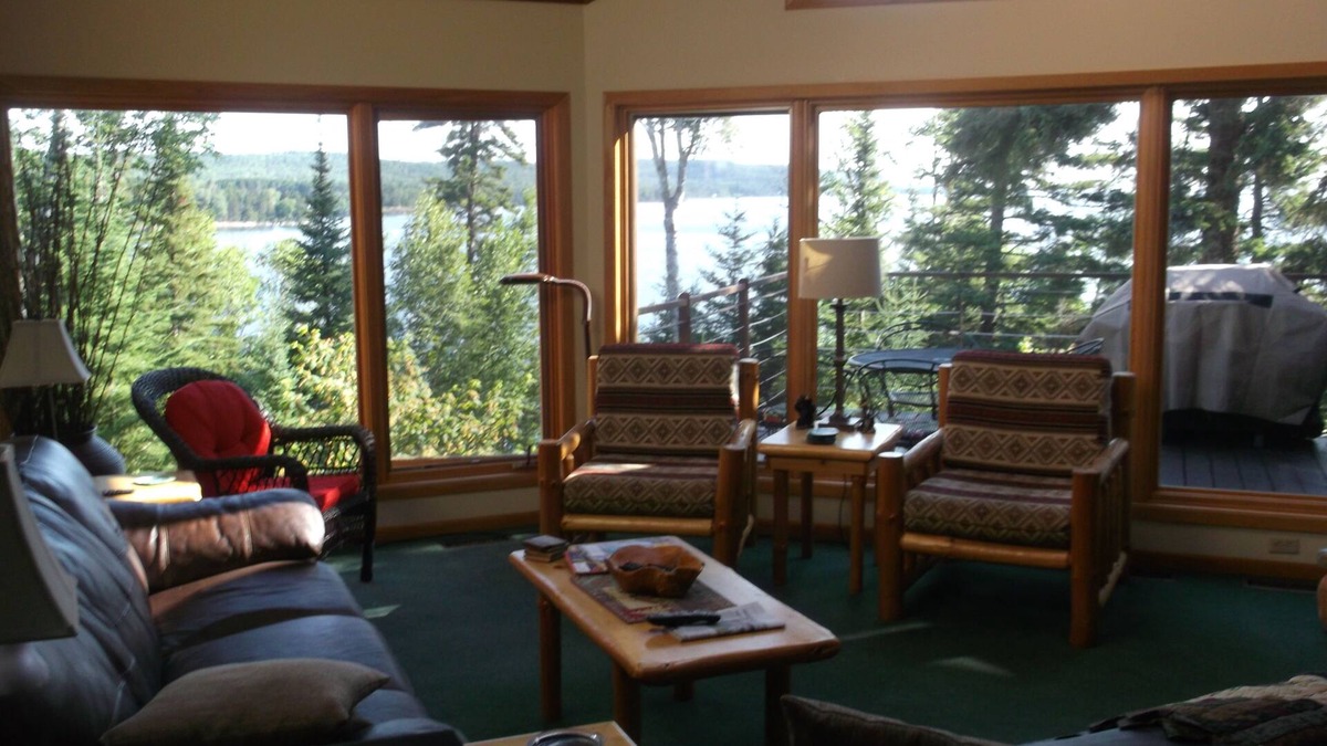 Two Harbors House | Fall Getaway on Lake Superior, Home with Great Lake View and Hot Tub