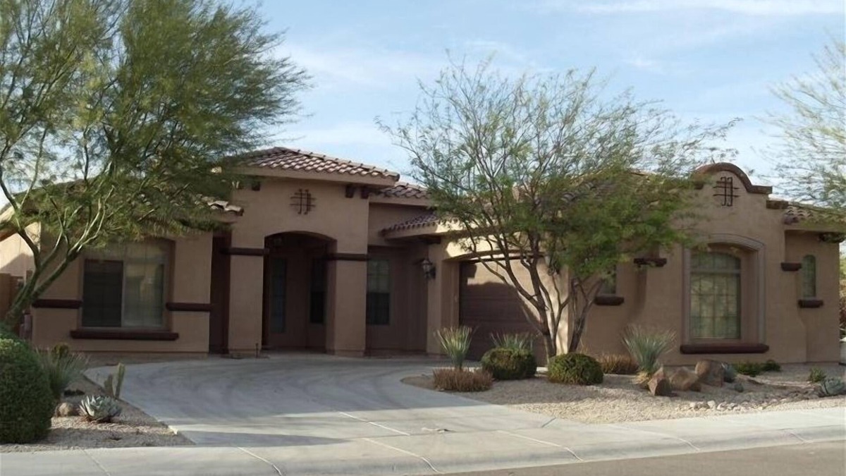 Estrella Mountain Ranch House | Fall into Fabulous! Fab House! Fab Furnishings! Fab Price! Fab Pool & Spa!