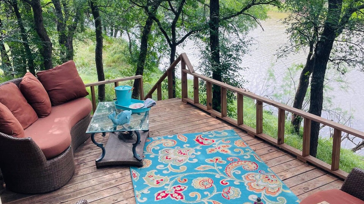 Graham Cabin | Fall is headed our way- book your Brazos River getaway soon!