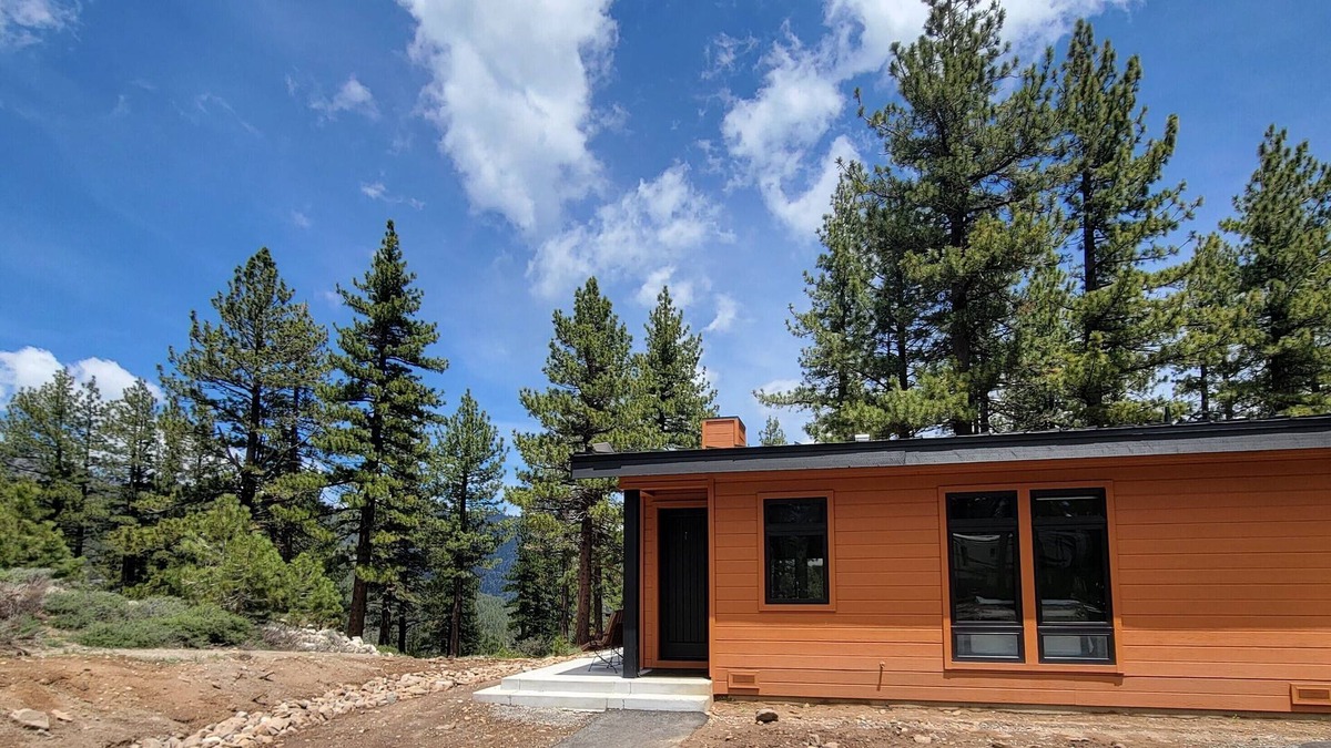 Reno House | Fall is here at Lake Tahoe! Enjoy nature and all it offers at Mt. Rose.