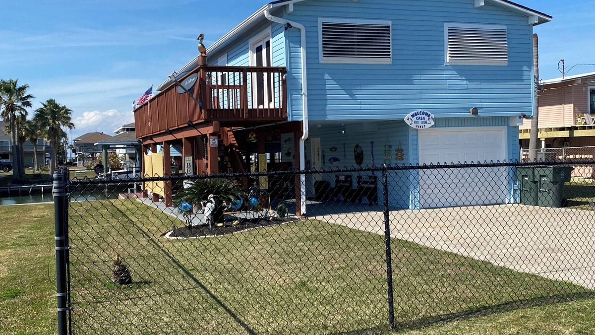 Galveston House | Fall Ready in Sea Isle - Gated, Family, Canal House and Pet Friendly