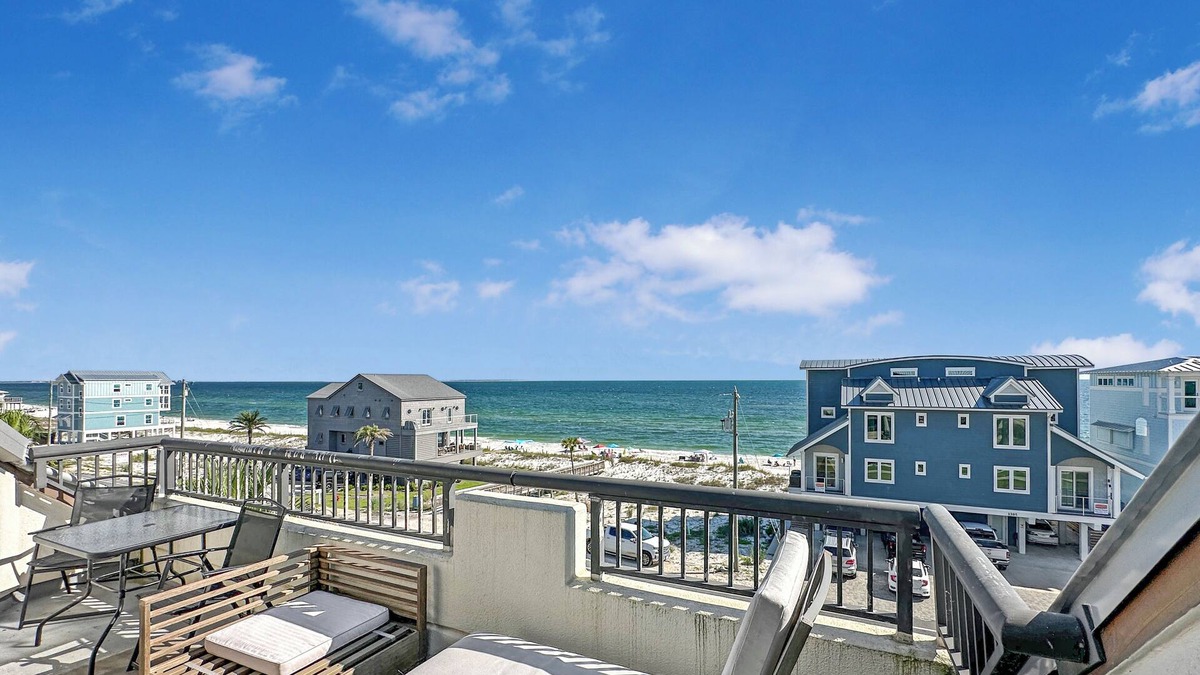 Mexico Beach Condo | Fall & Winter Getaway - Perfect Ocean Sunset Views with Pool & Sauna & Breakfast