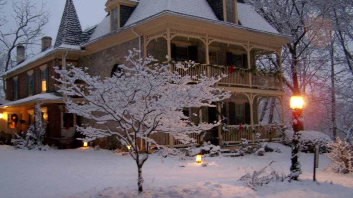 Carlisle Bed & Breakfast | Fallen Tree Farm Bed & Breakfast