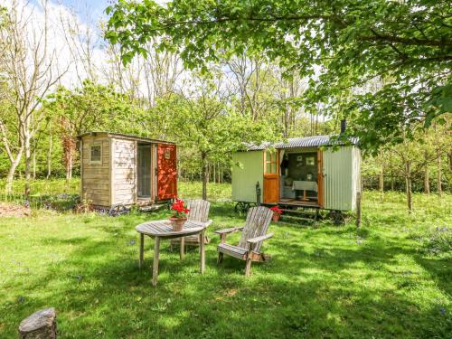 Warmwell House | Fallow