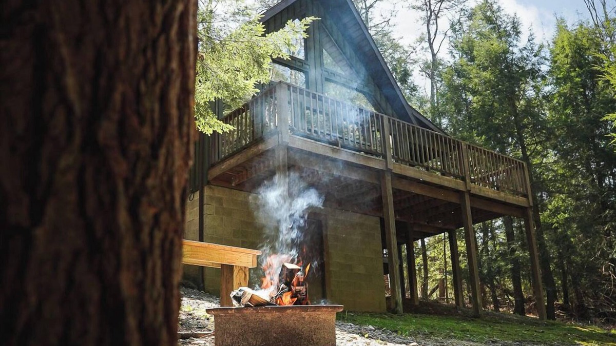 Logan Cabin | Falls - Hosted by The Chalets