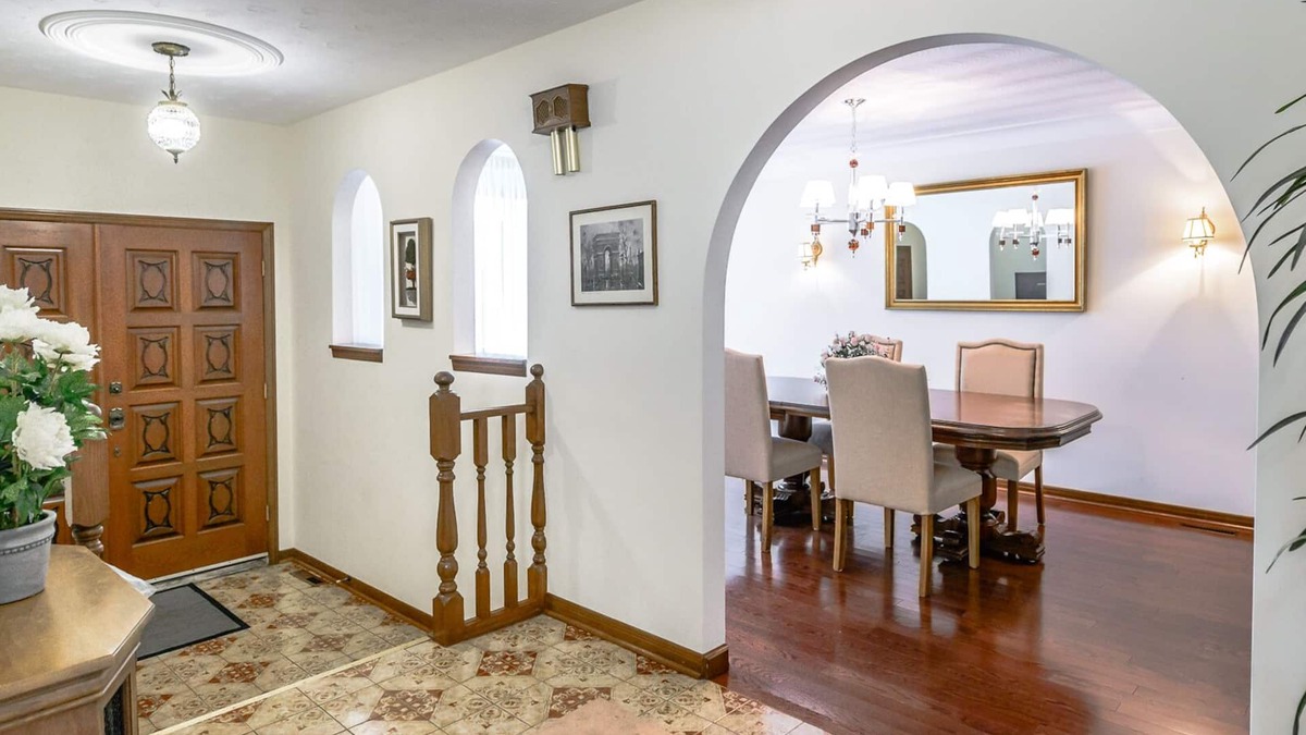 Niagara Falls House | *Fallsview Escape* - Walk To The Falls!