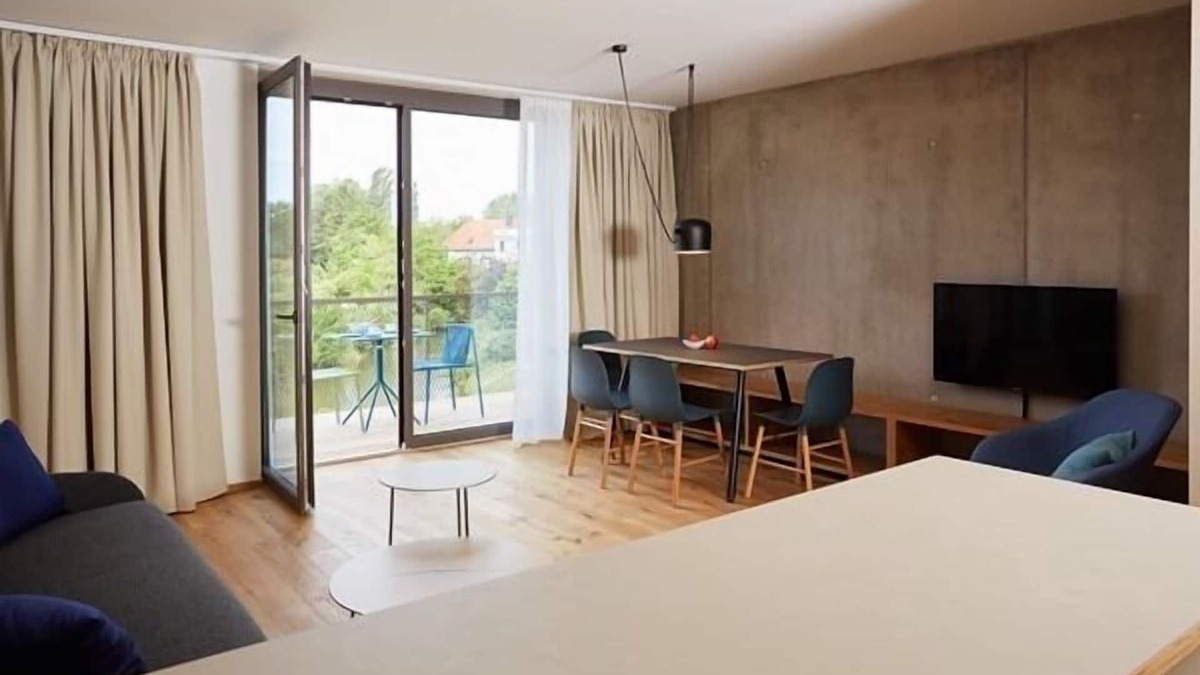Singen Apartment | Familien-Apartment Storchennest, 66qm, 2 Schlafzimmer, 1 Wohn-/Schlafzimmer, Balkon, max. 6 Personen