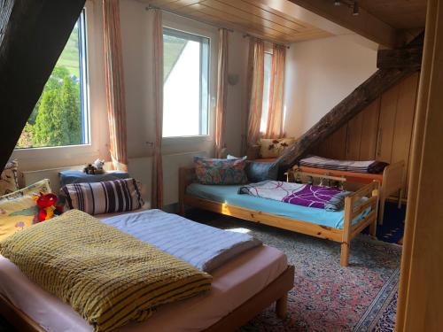 Winningen House | Familien-Zimmer mit Bad und Garten in Privathaus hell, gemütlich, Massivholz