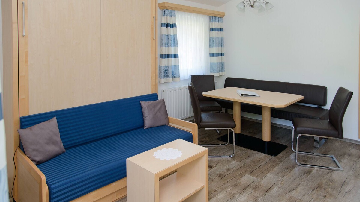 Moosburg Hotel | Familienappartement 55m2 Pool+ Kinderspielplatz Kärnten Card Inklusive