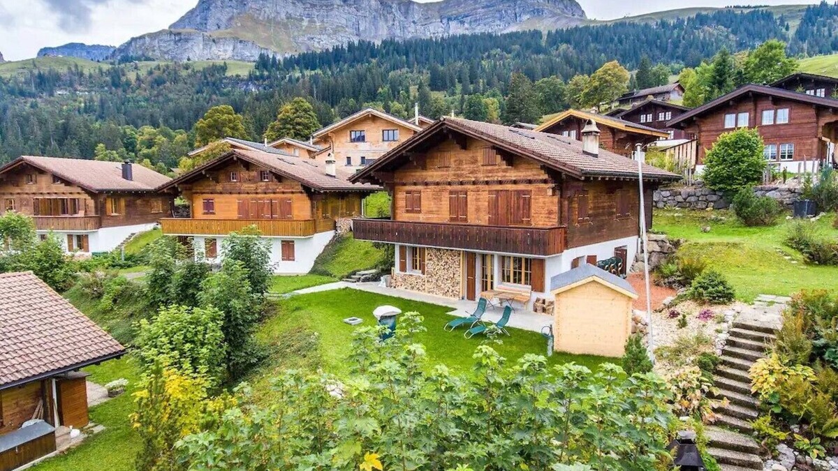 Axalp House | Familienfreundliche Ferienwohnung, Modern und Gemütlich Eingerichtet
