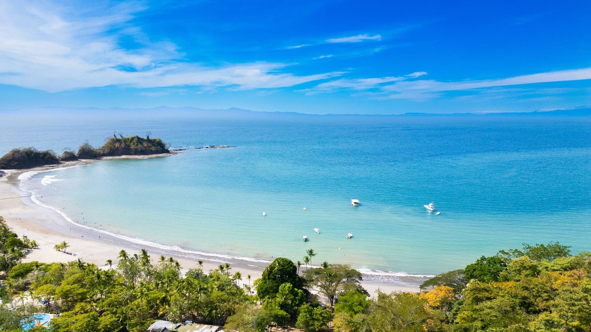 Tarcoles Apartment | Families&Couples Deluxe Ocean-View Apt 2min walk Mantas Beach 1.5hr from SanJose
