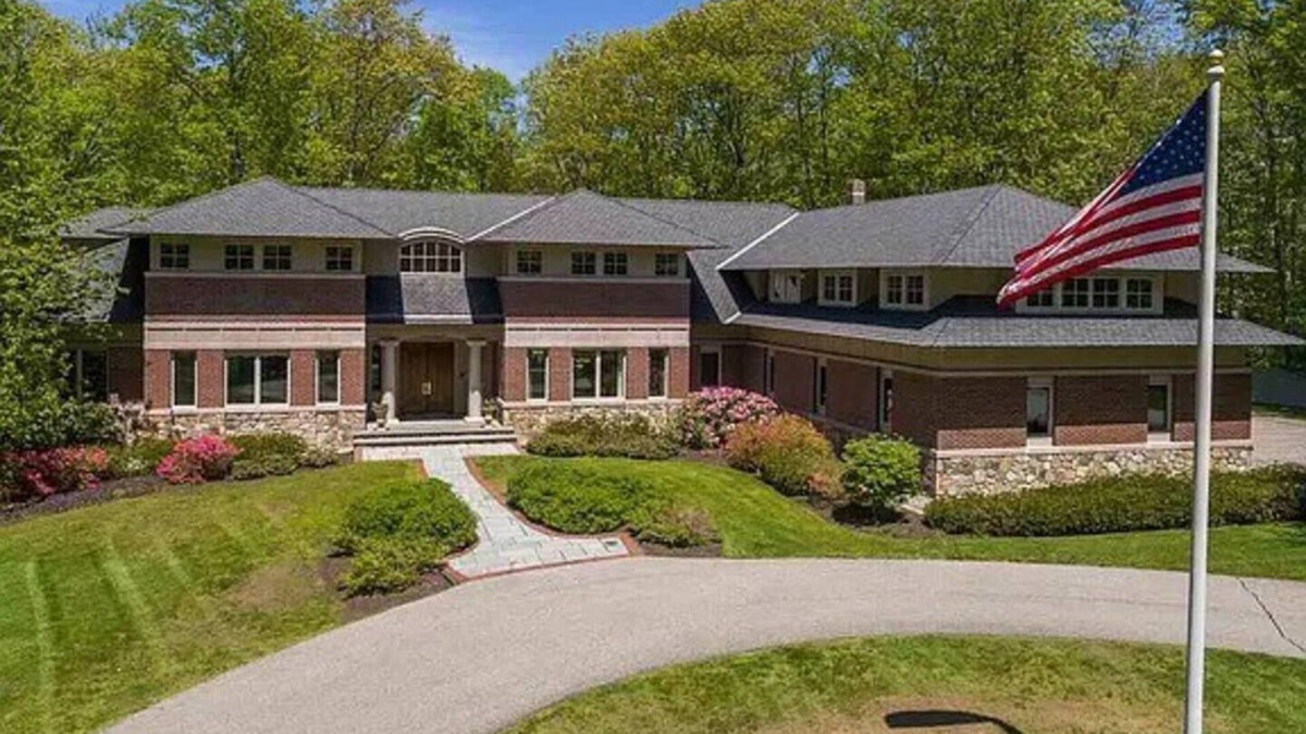 Stratham Ski Chalet | Families for seeking home away from home near the ocean