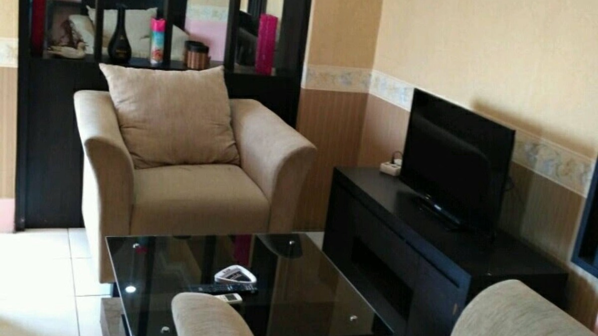 Pinang Apartment | Family 2 Bedroom Apartment in Serpong Sleeps 4, 76 square meter, Pool View 1905