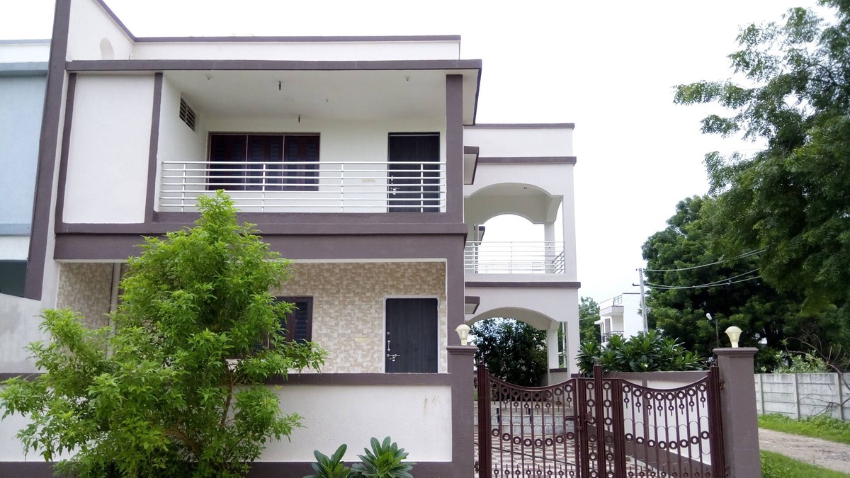 Sanand House | Family-4 BHK House-2 floor-Parking-Garden-2700 sq foot