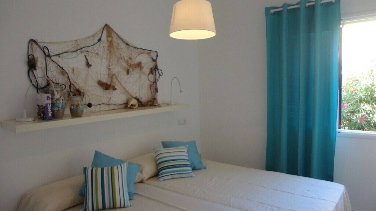 Urbanitzacio Gotmar Apartment | Family apartment A/C Terrace and Wifi. Close to the beach and the town