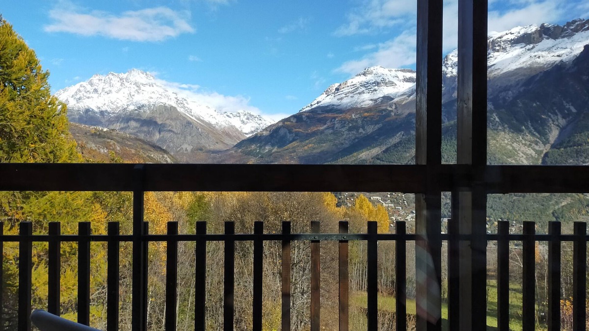 Puy-Saint-Vincent Apartment | Family apartment for 6/7 people, 68 m2, spacious and quiet. Superb view!