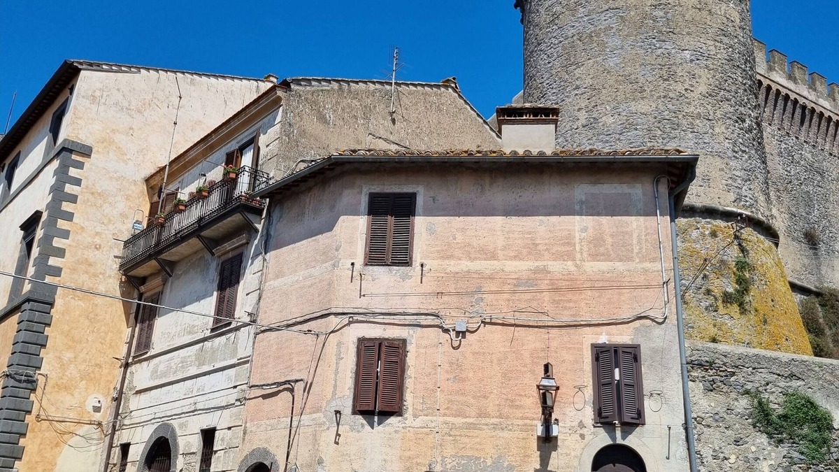 Lake Bracciano Apartment | Family apartment near the medieval castle