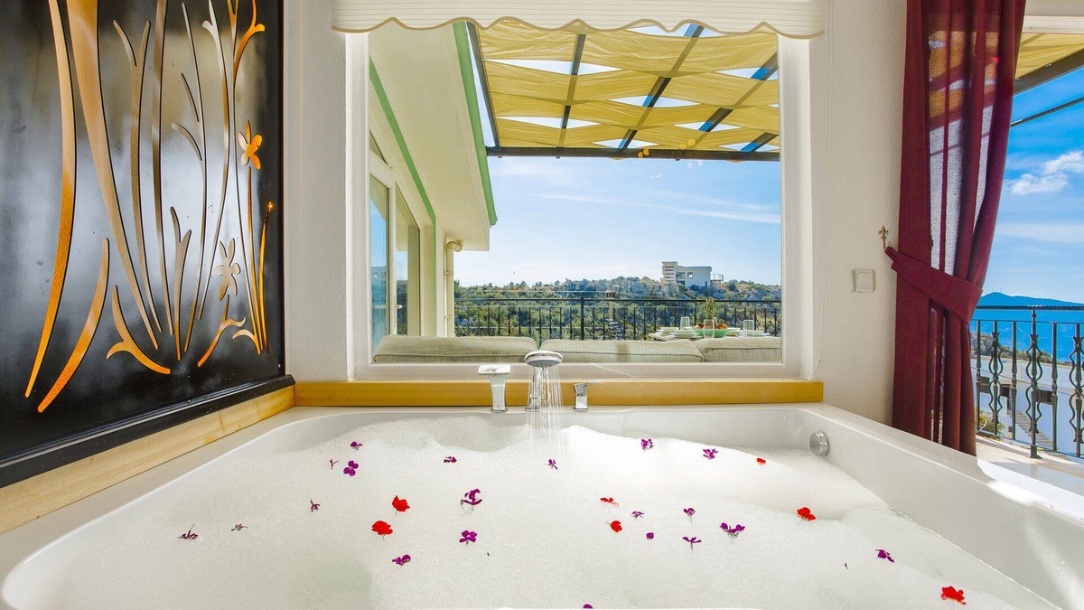 Kas Apartment | family apartment with jacuzzi