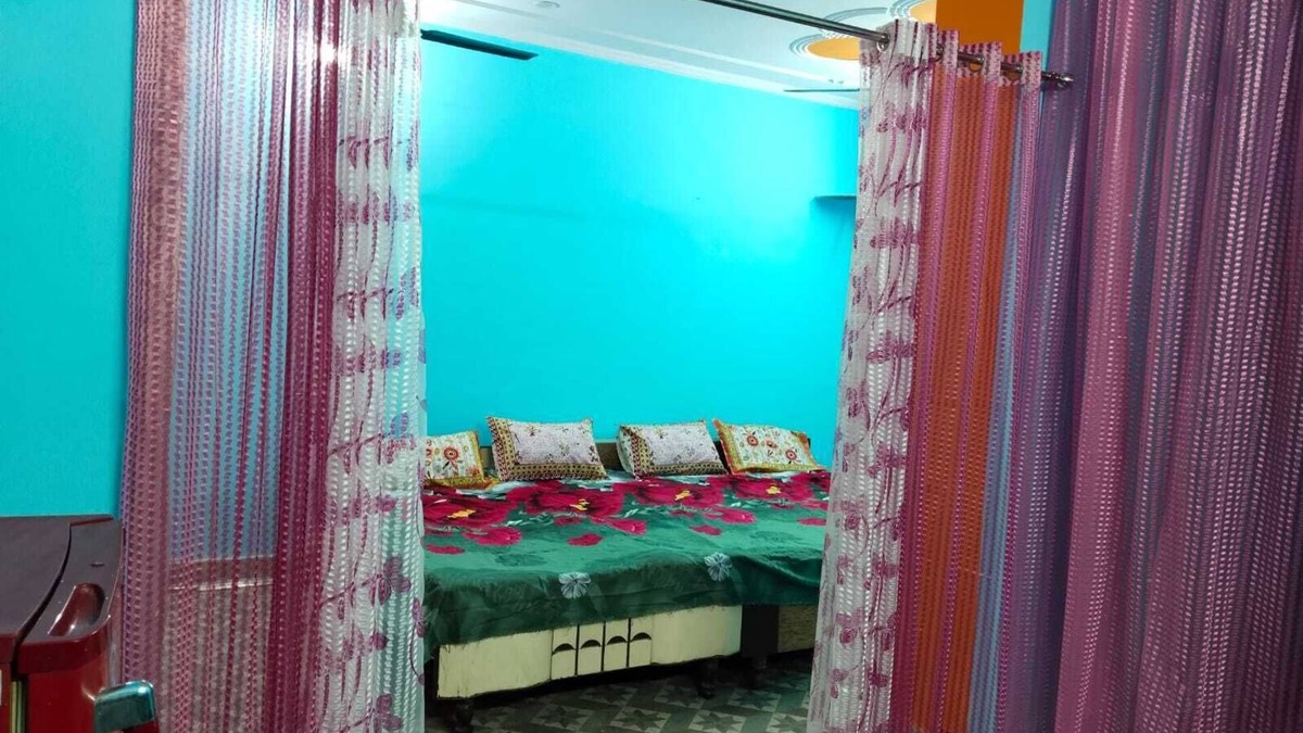 Panch Batti Cottage | Family atmosphere Guest Room With Double Bed + Single Bed With Cooling Duckting