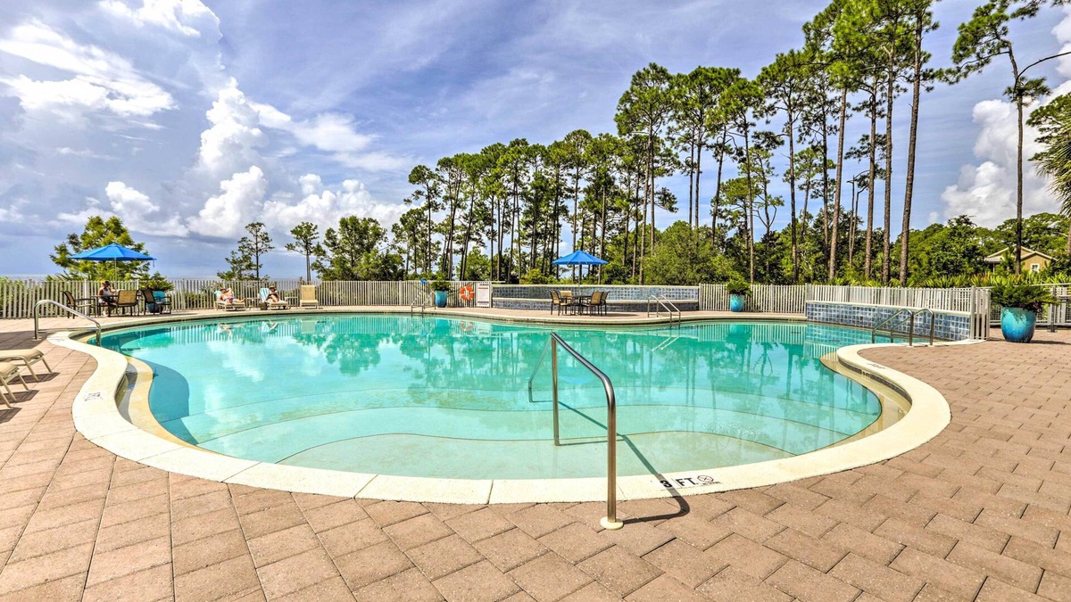 Panacea House | Family Beach Getaway in St Teresa: Bike to Ocean!