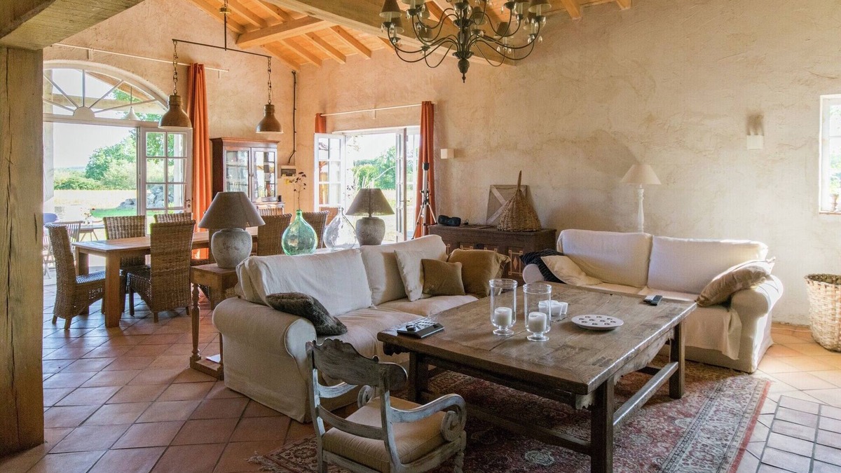 Fargues-sur-Ourbise Villa | Family Château Retreat