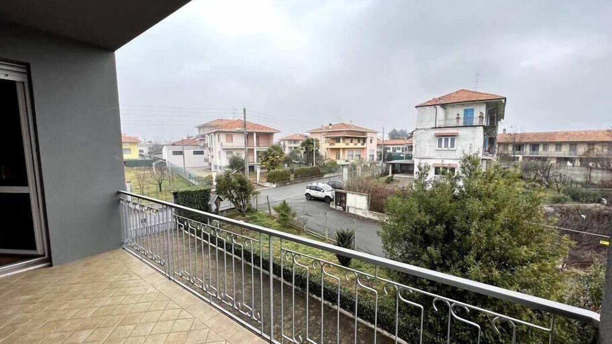 Gargallo Apartment | Family cottage 10 minutes from the lake