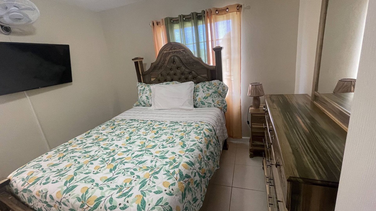Boscobel Apartment | Family cozy apt. 5min to Rio Nuevo Village beach, rafting & horseback riding.