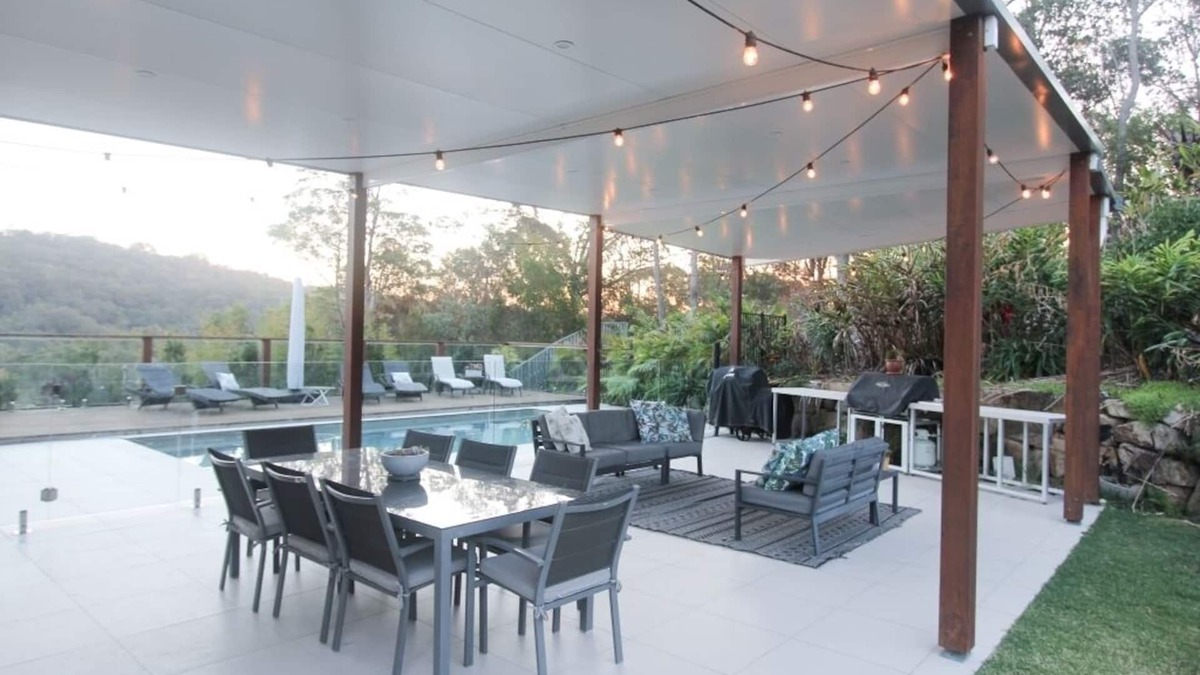 Reedy Creek House | Family entertainer with views