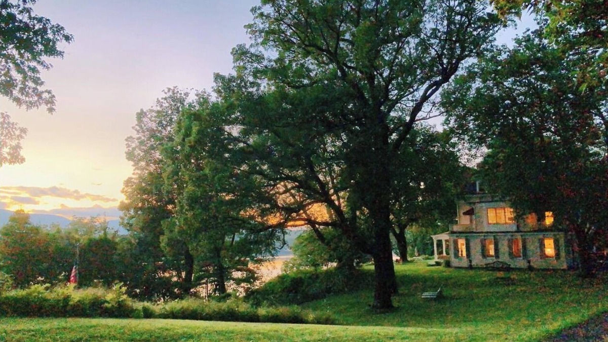 Germantown House | Family Estate, Unique Home: 10 Bedrooms, Riverfront Views, 70ac, Hudson Valley