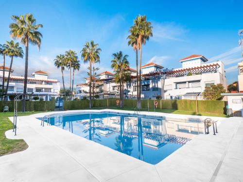 New Golden Mile House | Family Fairways I Spacious 4-Bedroom Townhouse Near Beach & Golf, Estepona