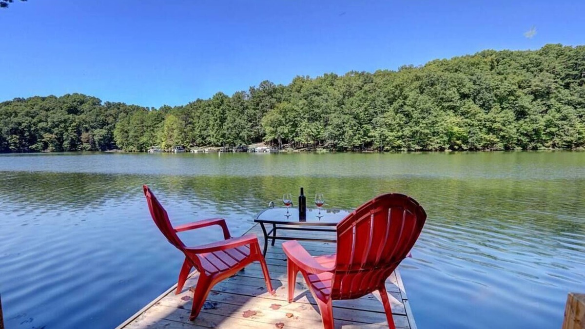 Pittsburg House | Family focused Lakefront w/private dock! Now booking for 2025 stays!