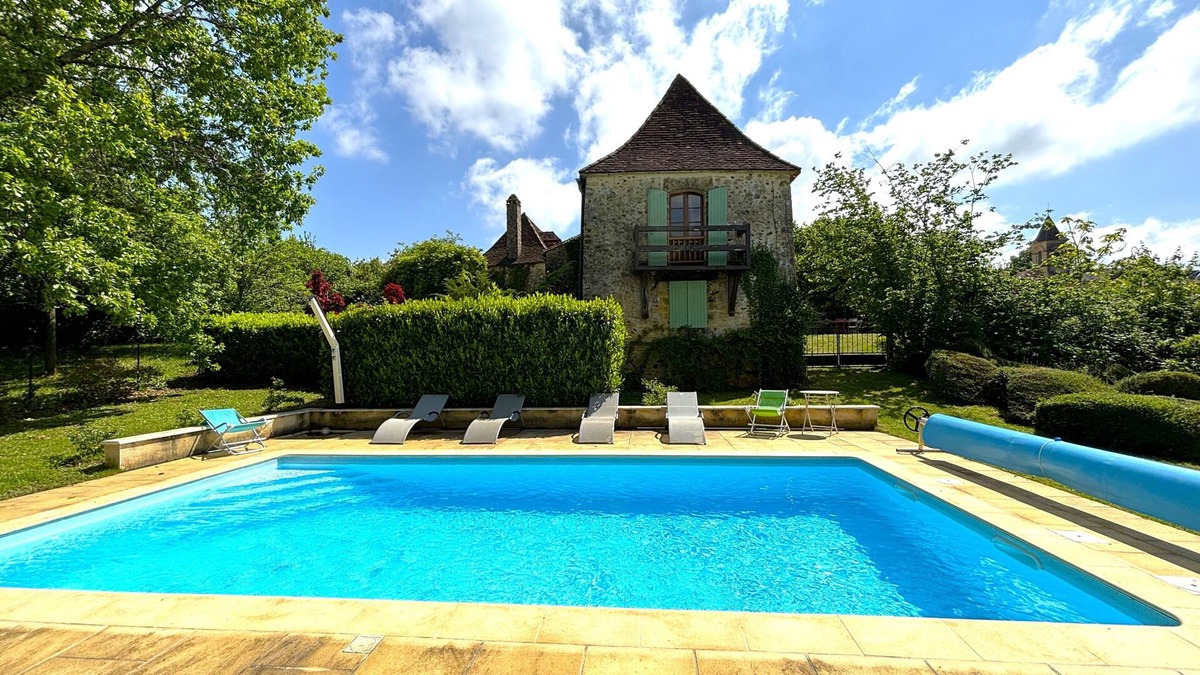Saint-Germain-de-Belves House | Family house & renovated barn with private pool in the heart of the Périgord Noir