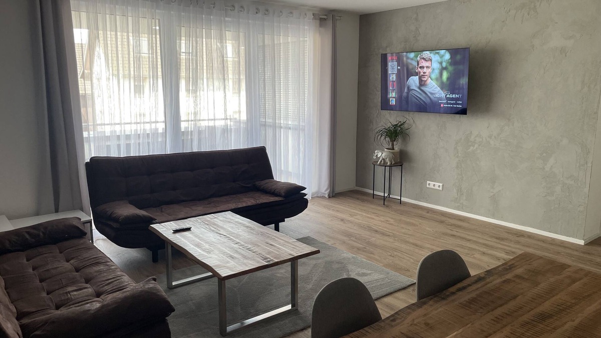 Rheinhausen Apartment | Family friendly, free wifi, exclusive amenities,