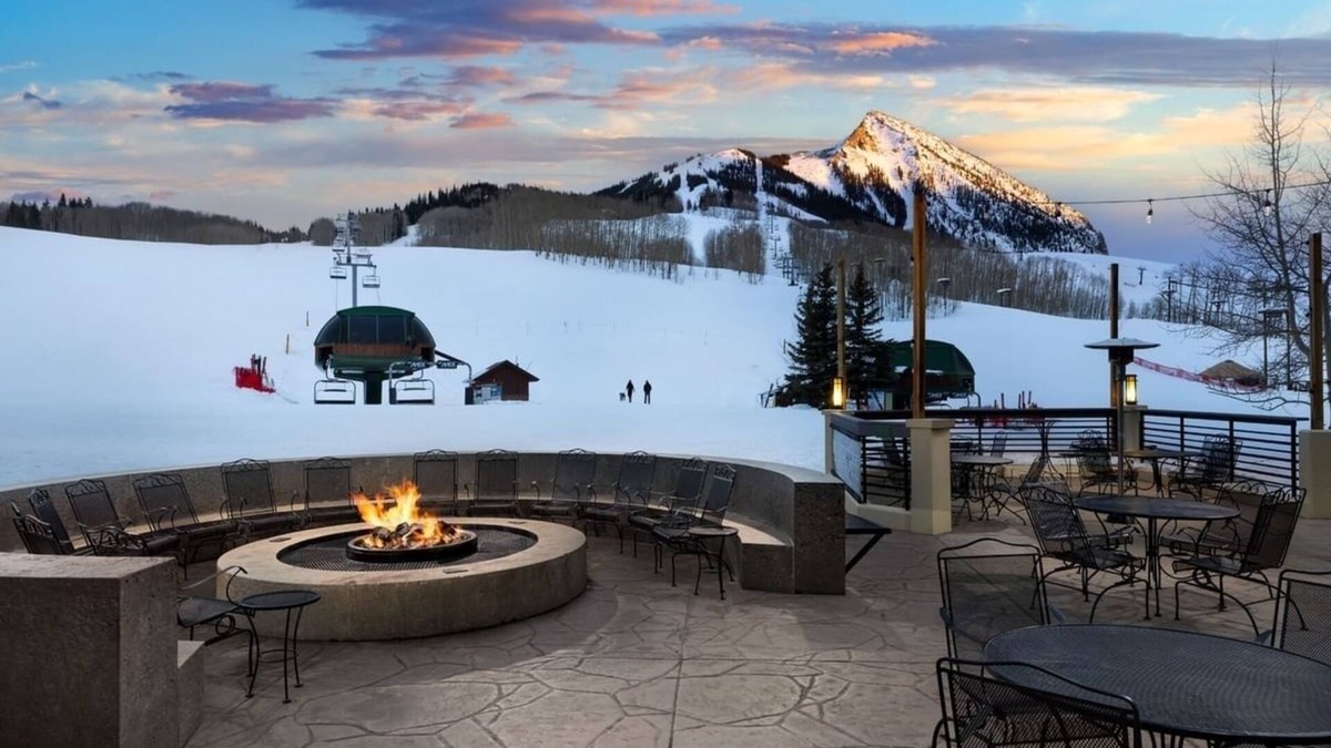 Crested Butte Hotel | Family-Friendly Suite w/Kitchenette Near Hiking Trails, 2 Family Ready Rooms