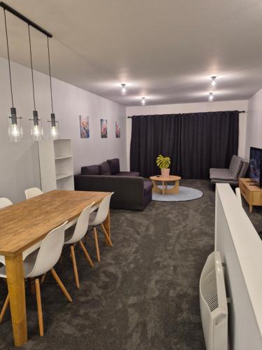 Wellington Apartment | Family friendly 2 bed apartment with carpark