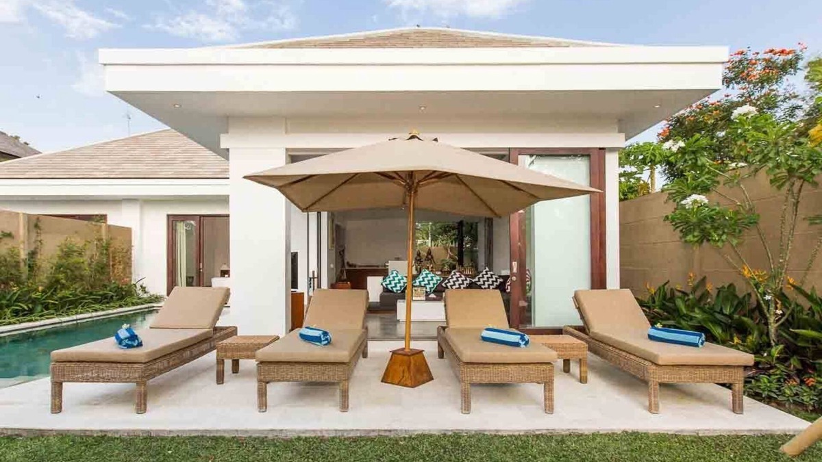 Drupadi Villa | Family-Friendly 2 Bedrooms Private Villa with Rice Field Views in Seminyak