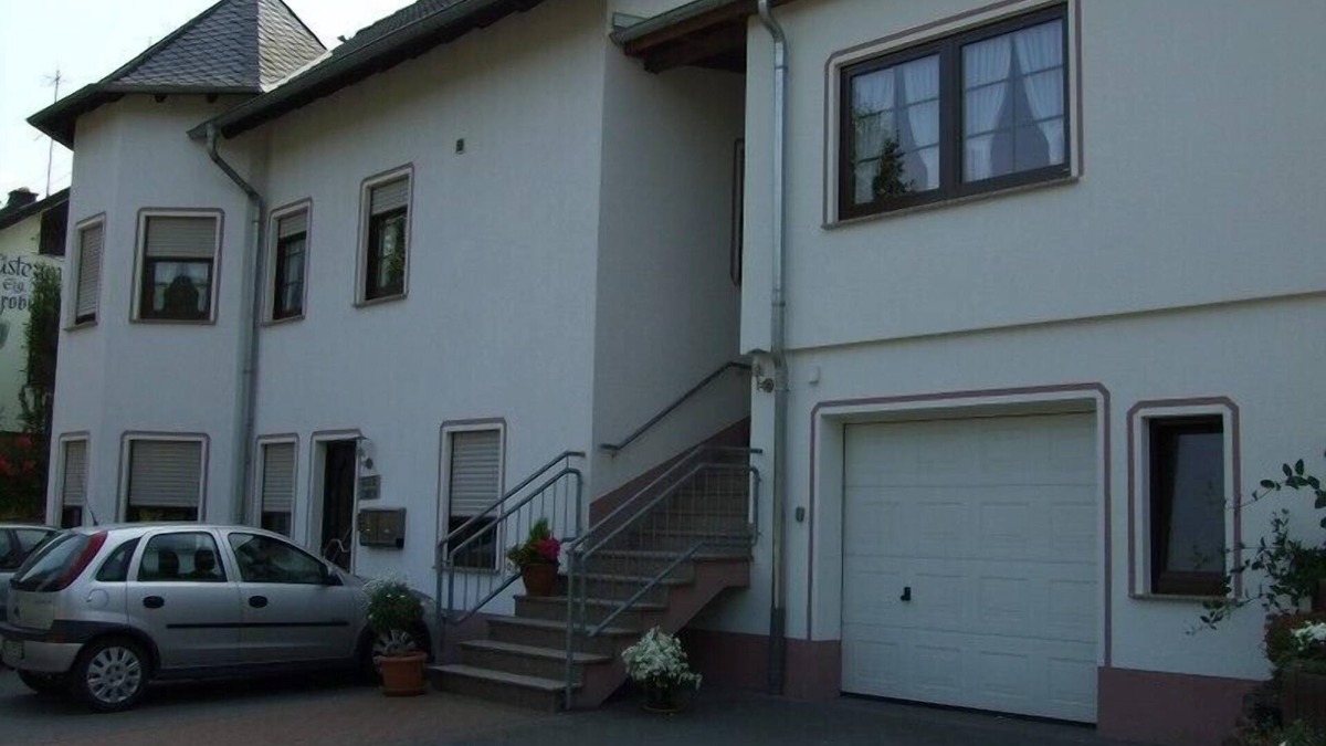 Niederemmel Apartment | family-friendly 3 * apartment on the Middle Moselle