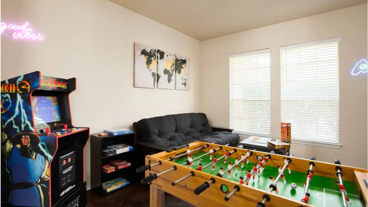 San Antonio House | Family friendly 3-bedroom home in premium location!