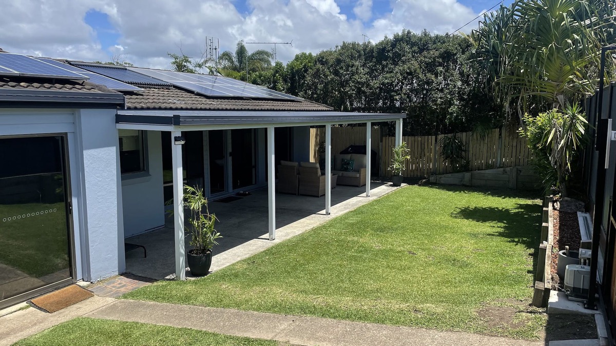 Mooloolaba House | Family friendly 3 Bedroom home in premium location.