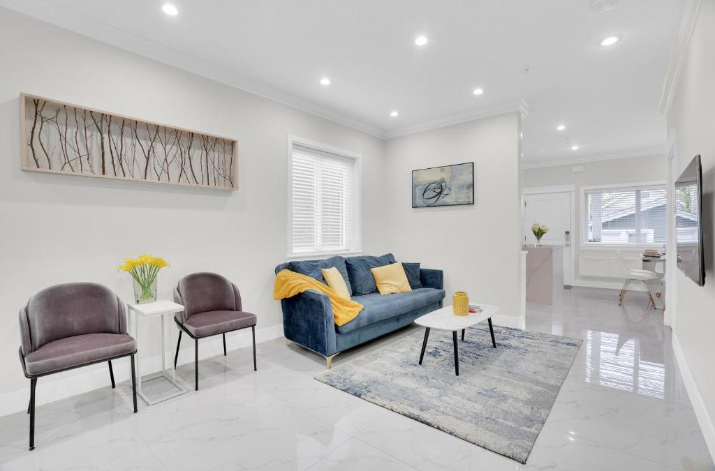 East Side House | Family-Friendly, 3 Bed House - Private Backyard-Central Location